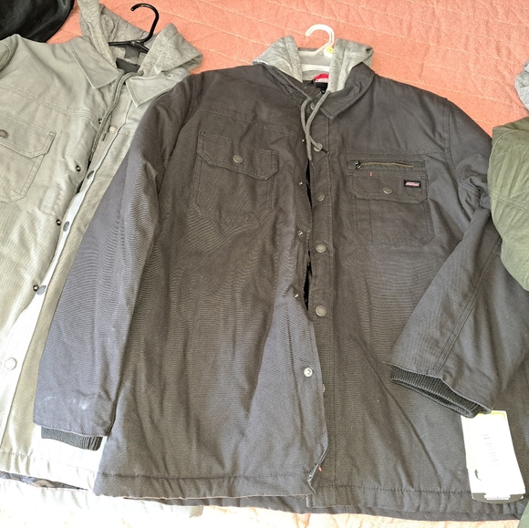 Mens dickies canvas chore jacket with hood - Picture 2 of 3